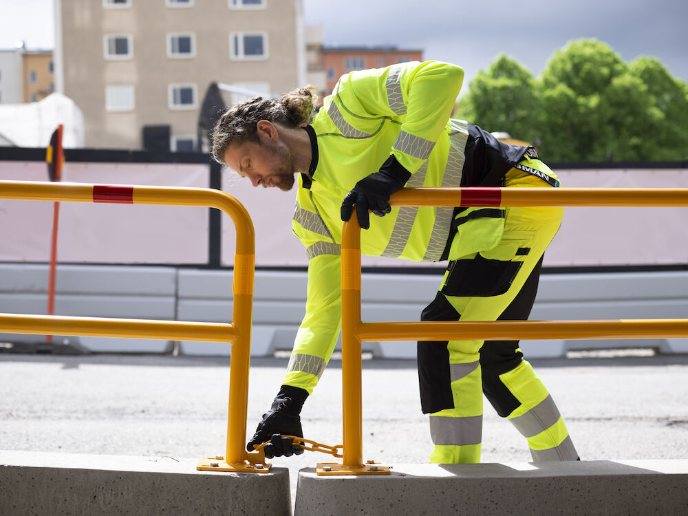 2240 Hi-Vis Stretch Trousers HP